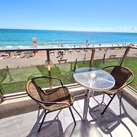 Gold Beach Apart Обзор Екстер'єр фото