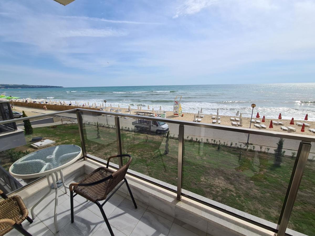 Gold Beach Apart Обзор Екстер'єр фото